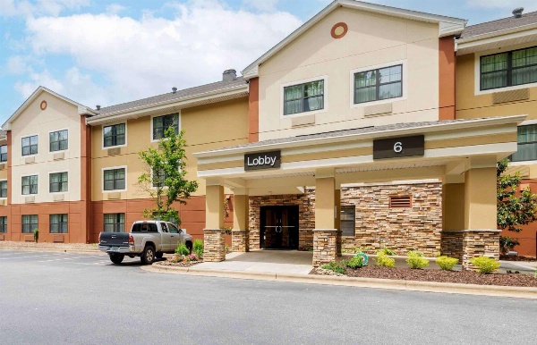 Extended Stay America Suites - Asheville - Tunnel Rd. image 3
