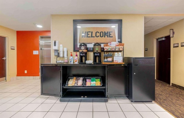 Extended Stay America Suites - Asheville - Tunnel Rd. image 8